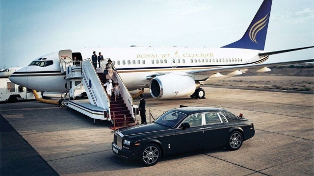 Best Limo Service from Newark Airport to Manhattan: A Luxurious and Convenient Travel Option