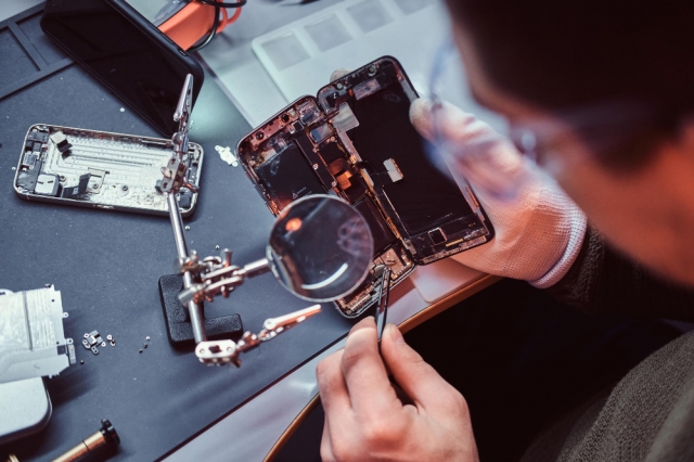 Mobile Repair and Service in Australia: Your Complete Guide
