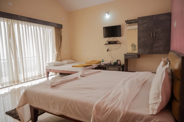 Why Staying in a Dormitory in Murudeshwar is a Budget-Friendly Option?