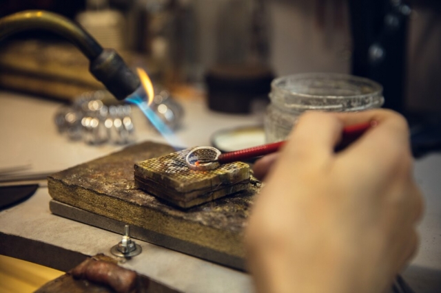 Thai Silver Jewelry: Quality Standards Every Buyer Must Know