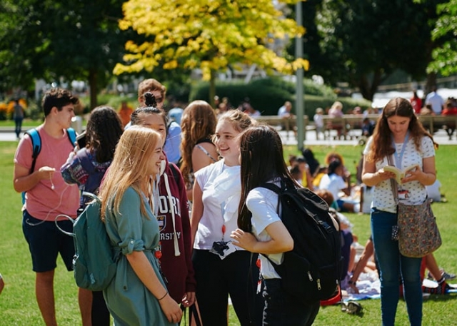 Study & Have Fun at a Summer School in London