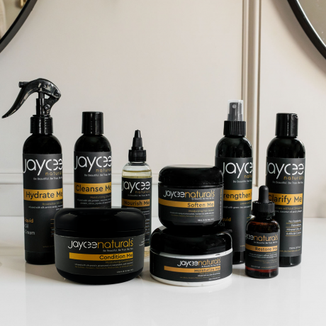 Dandruff vs Dry Scalp: How to Figure Out Those Flakes