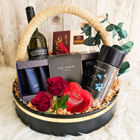 The Ultimate Guide to Gifts for Brother and Sister & Gifts for Friends