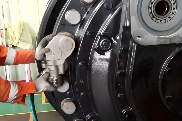 7 Steps to Secure a Durable Hydraulic Torque Wrench Rental