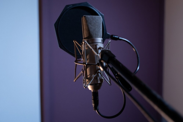 How Effective Dubbing Enhances Viewer Engagement