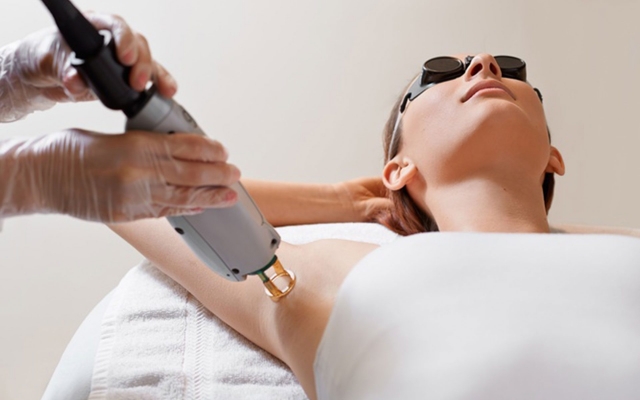The Rise of Noninvasive Cosmetic Procedures: Exploring How Aesthetic Lasers Devices Are Changing the Beauty