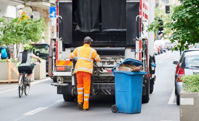 5 Common Mistakes to Avoid When Hiring a Rubbish Removal Service in Fulham 