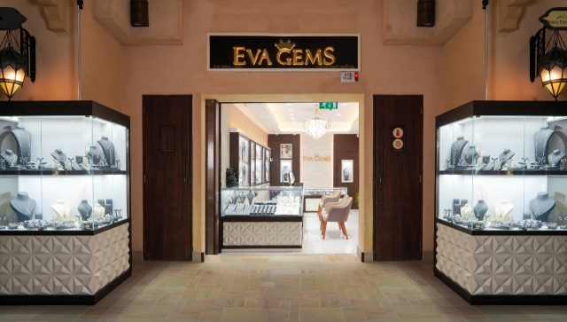Diamond Bracelets in Dubai