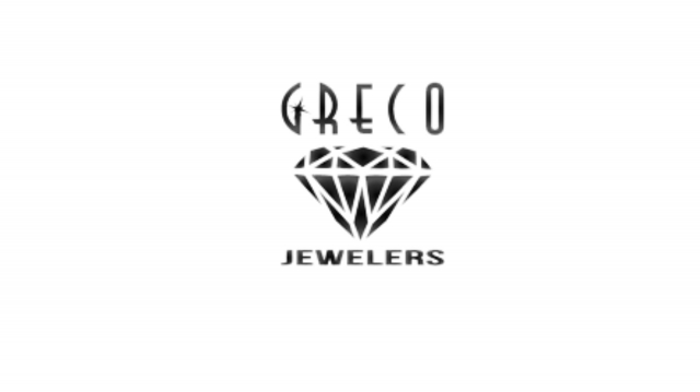 Huggie Diamond Earrings: What Are They & Why We Love Them