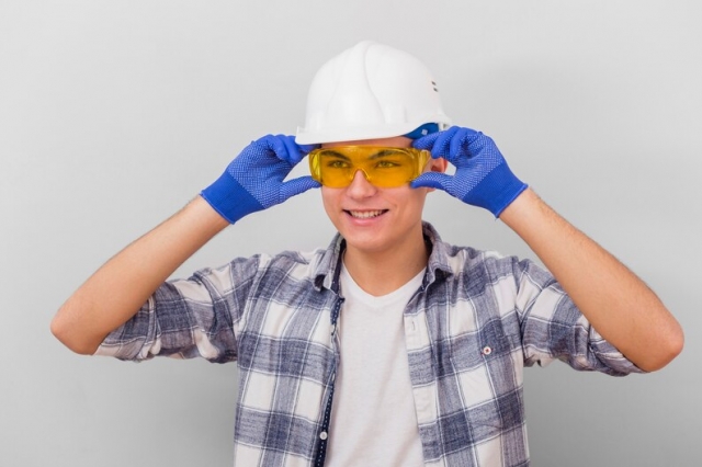 The Ultimate Guide to RX Safety Eyewear Programs