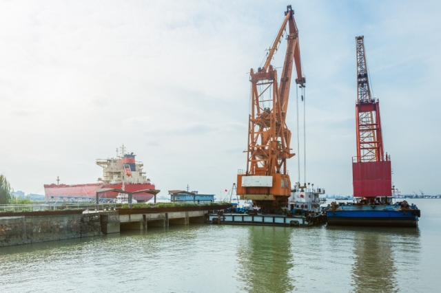 Why Dry Docking Support in Dubai Is Essential for Maintaining Vessel Health