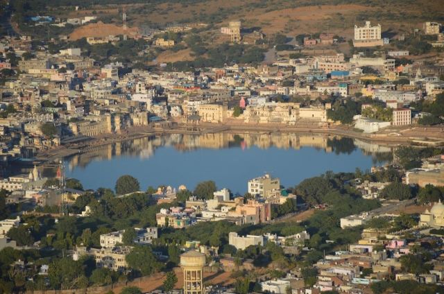 Why Do Devotees and Travelers Flock to Pushkar Every Year?