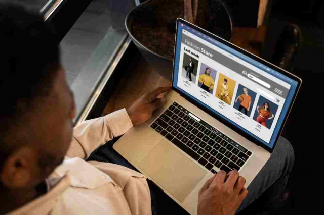 Hire Shopify Developers from Base2Brand – Leading Shopify Development Company