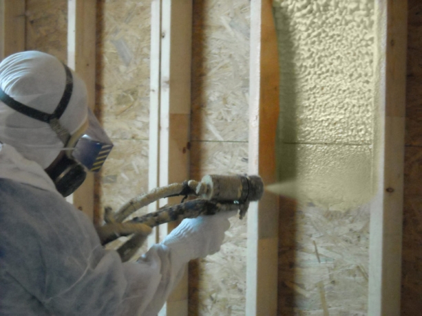 Why Professional Spray Foam Insulation in Tipton, IN Is a Game Changer
