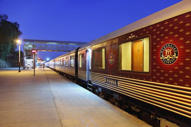 Detailed Guide to Maharaja Express Train Fares, Booking and Route	