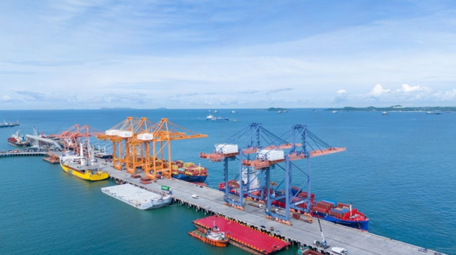 FTL vs. LTL Shipping: Choosing the Right Option with Freight Forwarding Companies in Mumbai