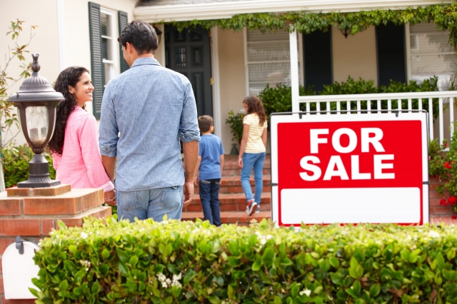10 Strategic Benefits of Collaborating with a Local Real Estate Agent