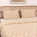 How to Pick Bedding Sets That Fit Your Room & Routine
