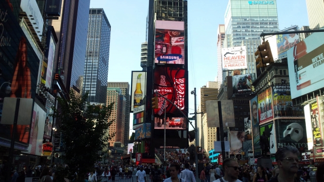 Get Your Custom Banners in NYC for Maximum Visibility