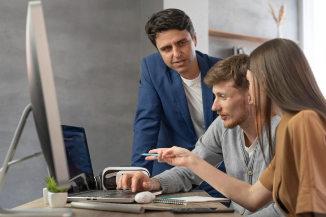 How SaaS Onboarding Software Can Improve New Hire & Customer Retention