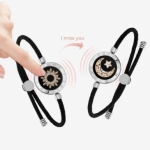 Celebrate Your Bond with Totwoo's Smart Matching Jewelry for Couples 