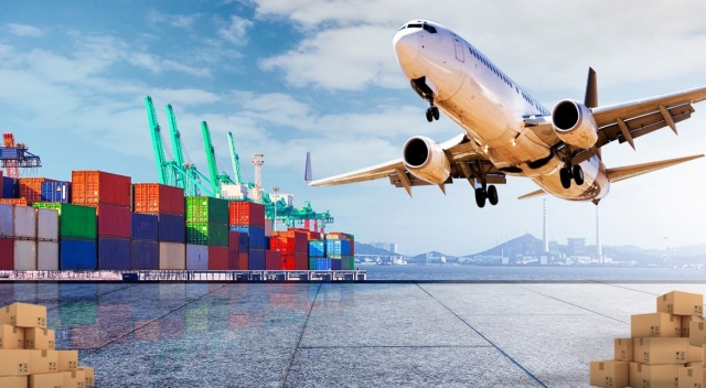 Understanding Factors Affecting Air Shipping Rates and How to Minimise Them
