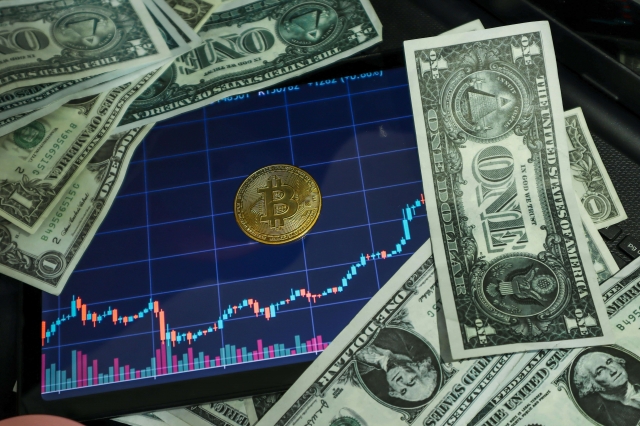 Crypto News Today — Stay Updated with Breaking Cryptocurrency News, Market Analysis & Expert Insights