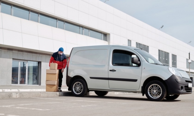 Freezer Van Rental: The Smart Solution for Cold Chain Logistics in Dubai