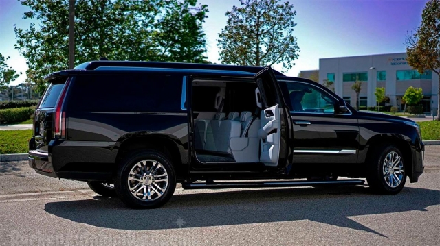 The Ultimate Prestige Chauffeur Service: Elevate Your Travel Experience with Luxury and Elegance