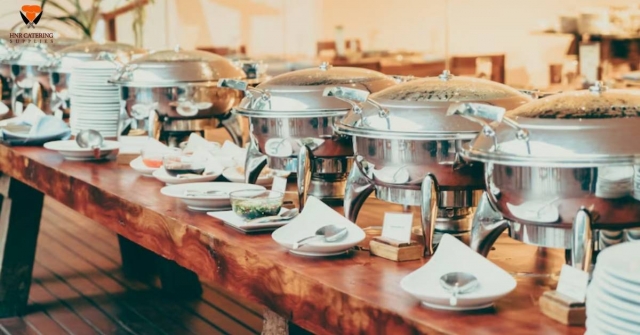 The Ultimate Guide to Choosing Buffet Serving Dishes for Every Occasion