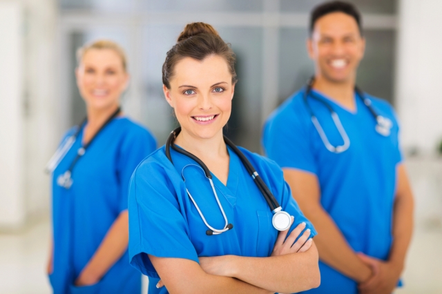 How CNA Training in Tampa Can Be a Stepping Stone to a Nursing Career