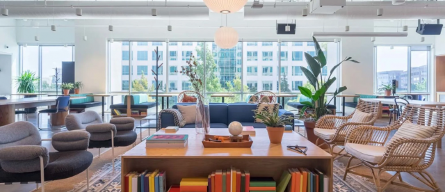 From Meeting Rooms to Coworking Spaces – Discover Flexible Work Solutions That Fit Every Need