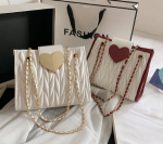 Top Handbag Trends for Easter: What to Carry This Season