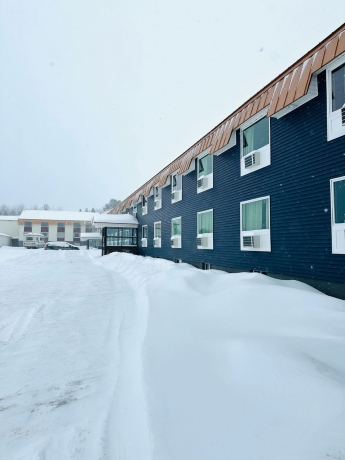 Relax & Recharge: Affordable Accommodation Near Aroostook State Park