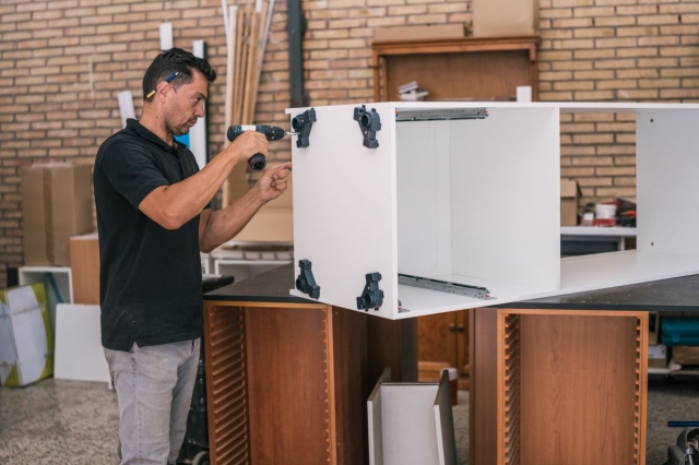 Best Cabinet Repair in Manhattan: Expert Services, Proven Results [2025]