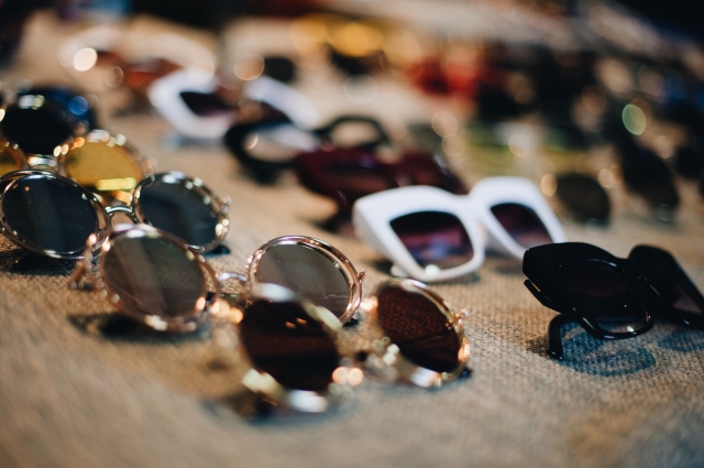 Choosing The Best Eyewear: From Bold Frames to Classic Styles