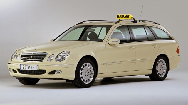 Hassle-Free Travel: Your Guide to Taxi Booking Online in Lamberhurst & Airport Transfers from Mayfield to Heathrow