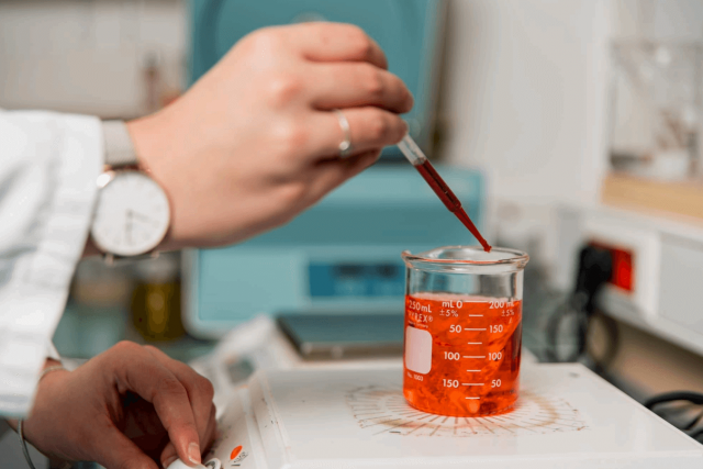 Revolutionize Your Home Bar with an Online Drink Maker