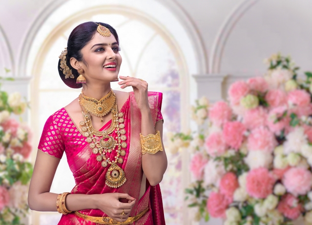 Make a Beautiful Statement With Amazing, Diverse Earrings