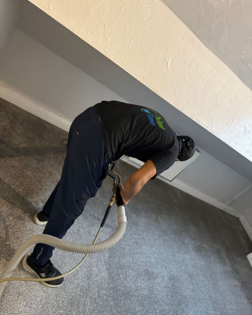How Many Types of House Cleaning Are There?