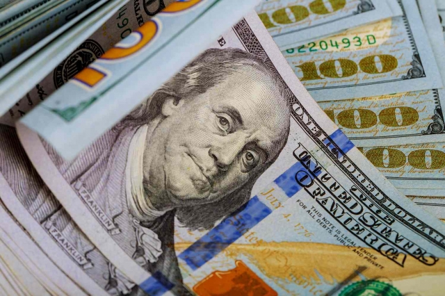 Money is Actually A Spiritual Energy: How to Live an Abundant Life
