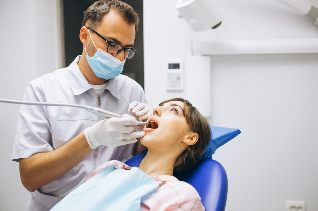 The Role of Magnification in Posterior Endodontics