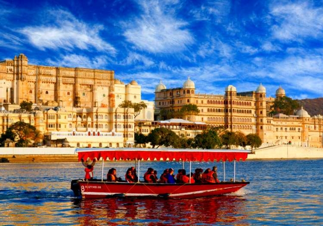 Quick Udaipur Travel: One Day Itinerary for First-Time Visitors