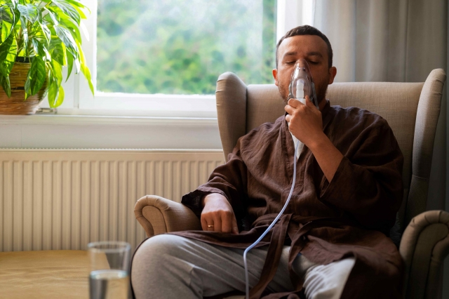 Oxygen Concentrator on Rent – Your Lifesaver at Home
