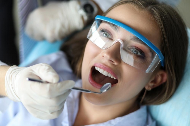 Best Dental Clinic Tips for Teen Dental Health