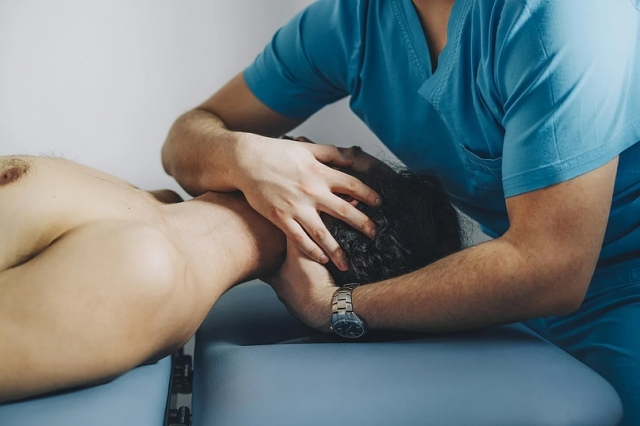 A Holistic Approach to Healing with Chiropractic and Massage Therapy!