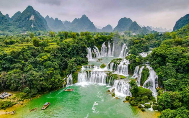 Explore Magical Adventures with Vietnam Family Packages from Nitsa Holidays!