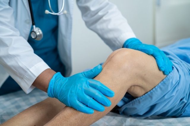 Expert Knee Replacement Surgery in Clifton, NJ – Trust Our Specialists