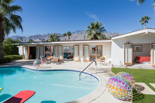 best vacation homes in Palm Springs California