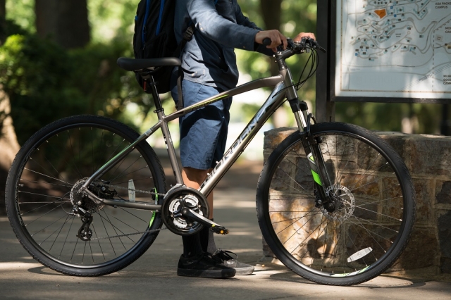 5 Reasons a New Bike Is a Great Graduation Gift